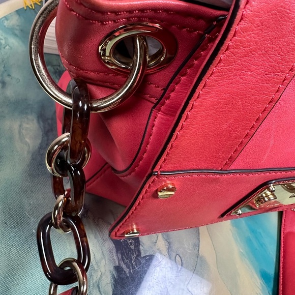 MILLY Leather Chainstrap Shoulder Bag Purse Salmon Red Pink Gold Hardware - Picture 8 of 11